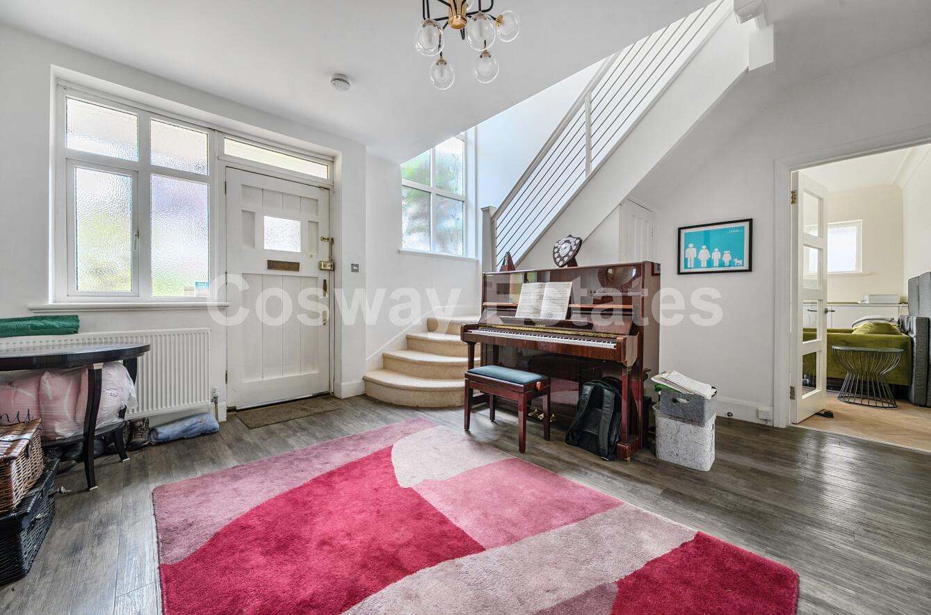 Hillside Grove, Mill Hill, NW7, London